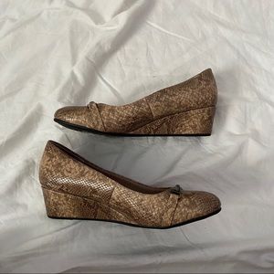 LifeStride Faux snake Wedge Heels